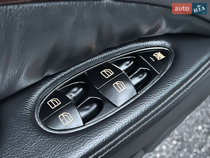 Седан Mercedes-Benz E-Class 2003 в Вінниці