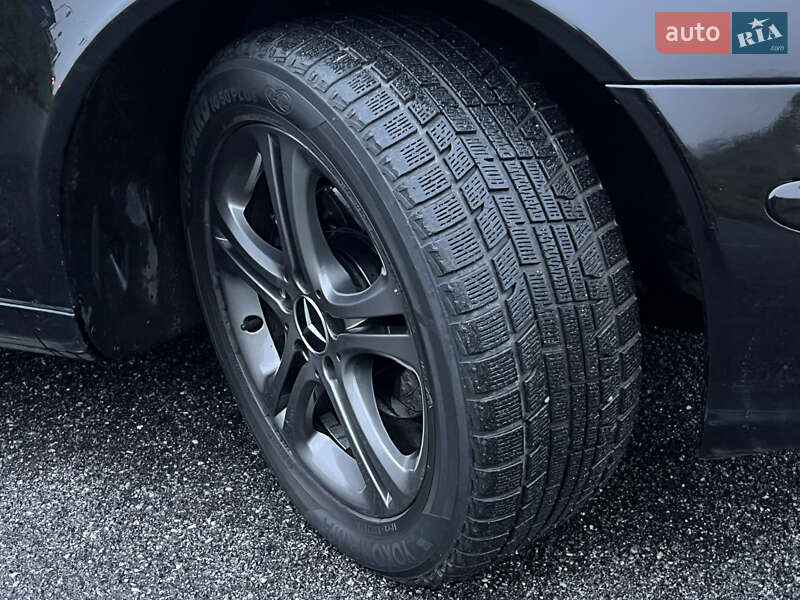 Седан Mercedes-Benz E-Class 2003 в Вінниці