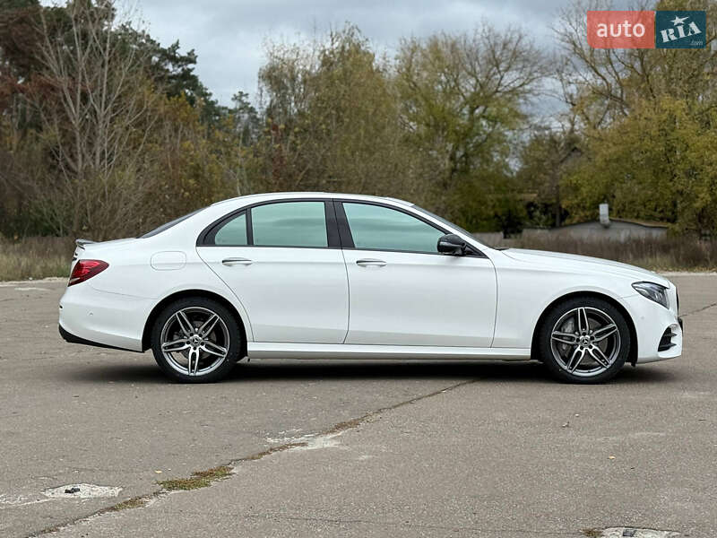 Седан Mercedes-Benz E-Class 2020 в Києві
