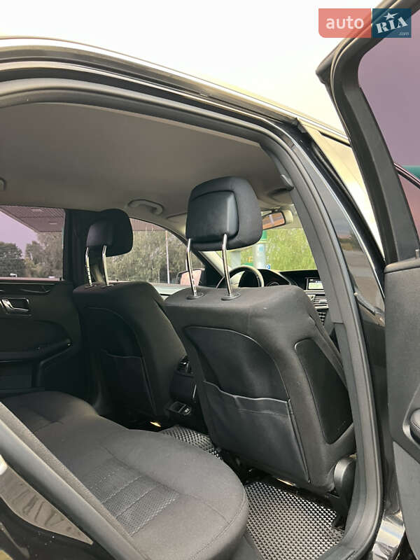 Седан Mercedes-Benz E-Class 2009 в Ковелі фото 28 Седан Mercedes-Benz E-Class 2009 в Ковелі