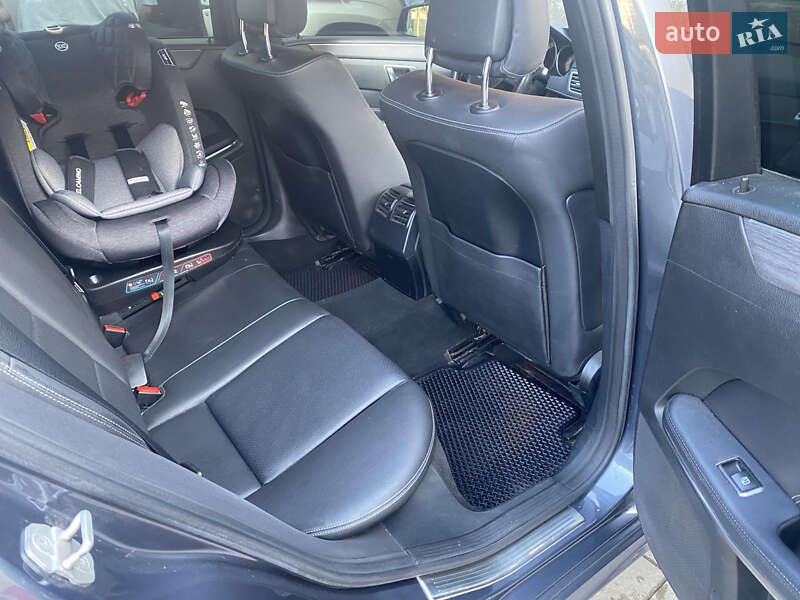 Седан Mercedes-Benz E-Class 2015 в Івано-Франківську