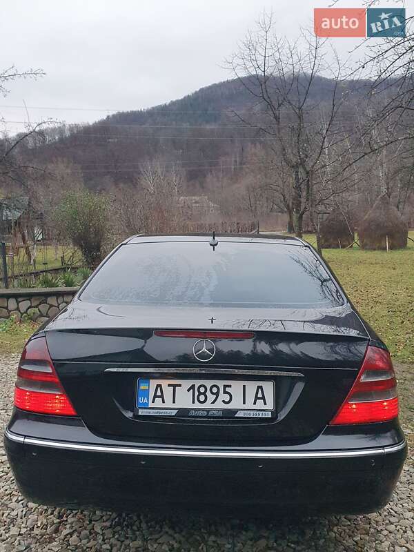 Седан Mercedes-Benz E-Class 2003 в Косове фото 10 Седан Mercedes-Benz E-Class 2003 в Косове