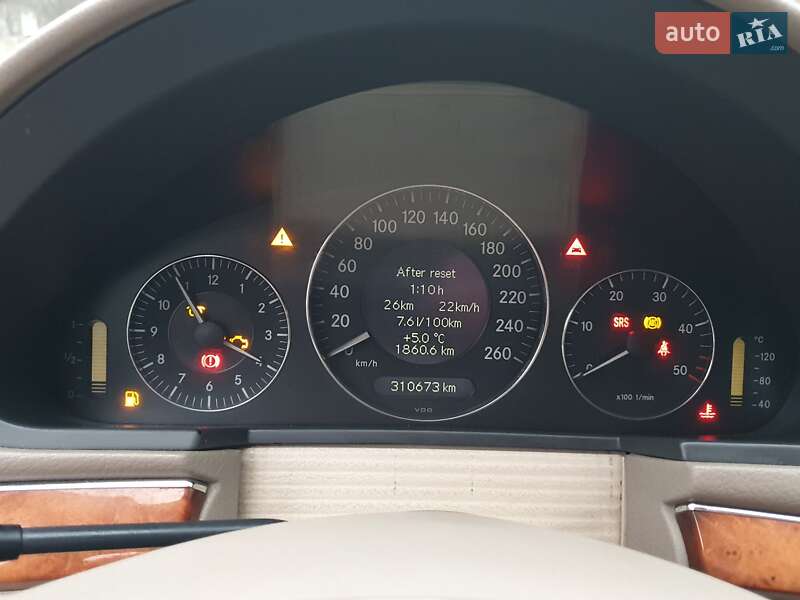 Седан Mercedes-Benz E-Class 2003 в Косове фото 49 Седан Mercedes-Benz E-Class 2003 в Косове