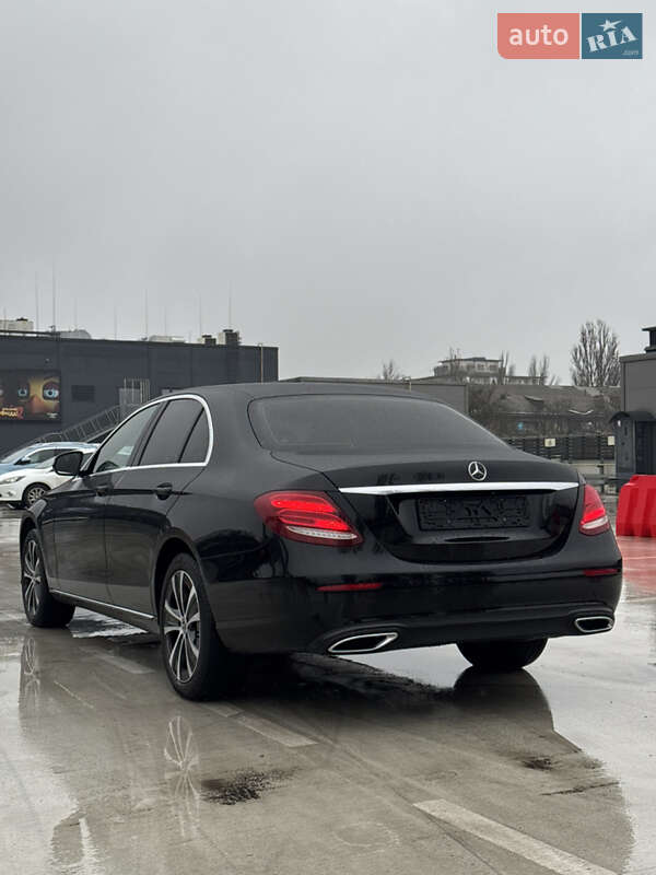Седан Mercedes-Benz E-Class 2019 в Києві