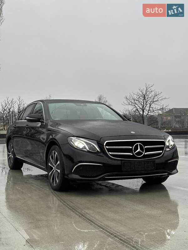 Седан Mercedes-Benz E-Class 2019 в Києві