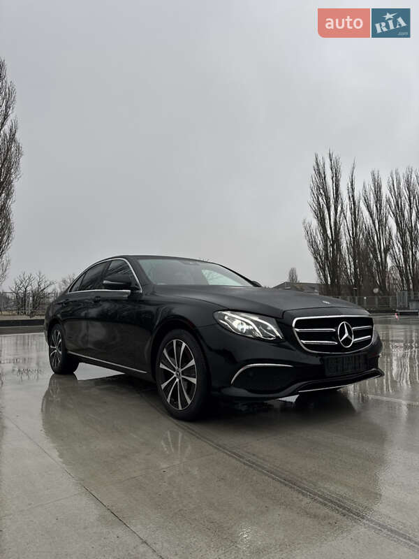 Седан Mercedes-Benz E-Class 2019 в Києві