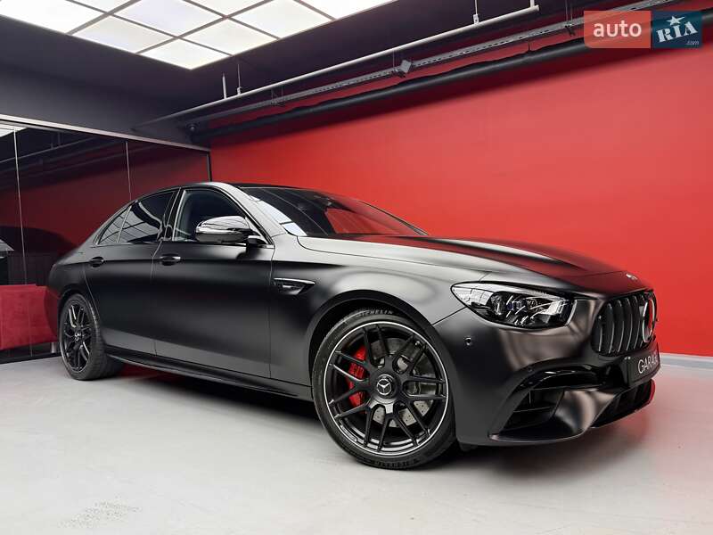 Седан Mercedes-Benz E-Class 2021 в Києві