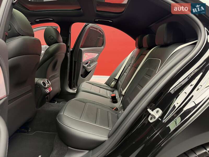 Седан Mercedes-Benz E-Class 2021 в Києві