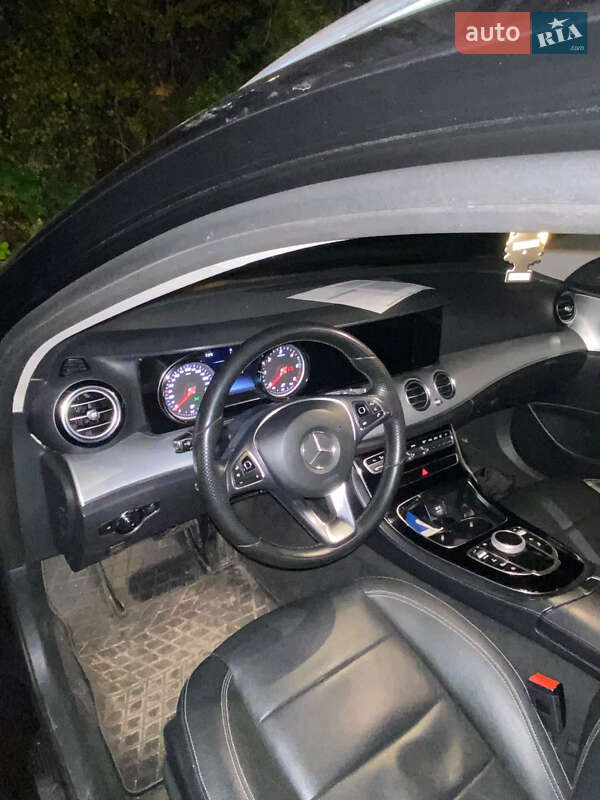 Универсал Mercedes-Benz E-Class 2016 в Киеве