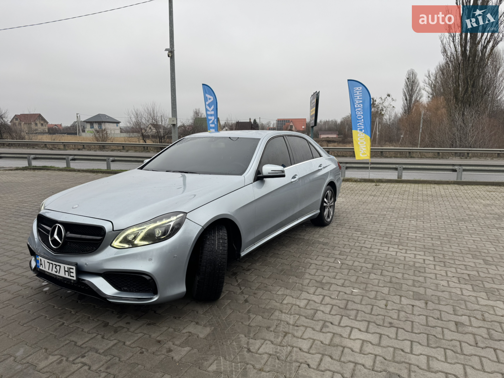 2014 Mercedes-Benz E-klasse - мініатюра 31