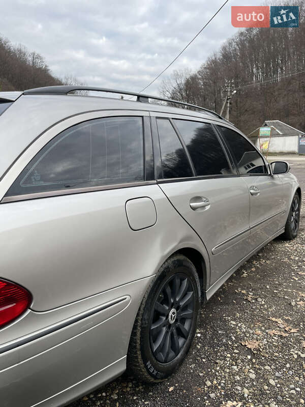 Універсал Mercedes-Benz E-Class 2005 в Хусті фото 28 Універсал Mercedes-Benz E-Class 2005 в Хусті