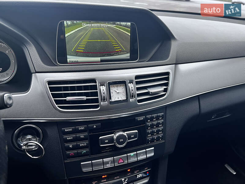 Седан Mercedes-Benz E-Class 2014 в Бучі