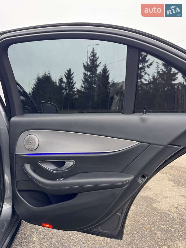 Седан Mercedes-Benz E-Class 2016 в Тернополе