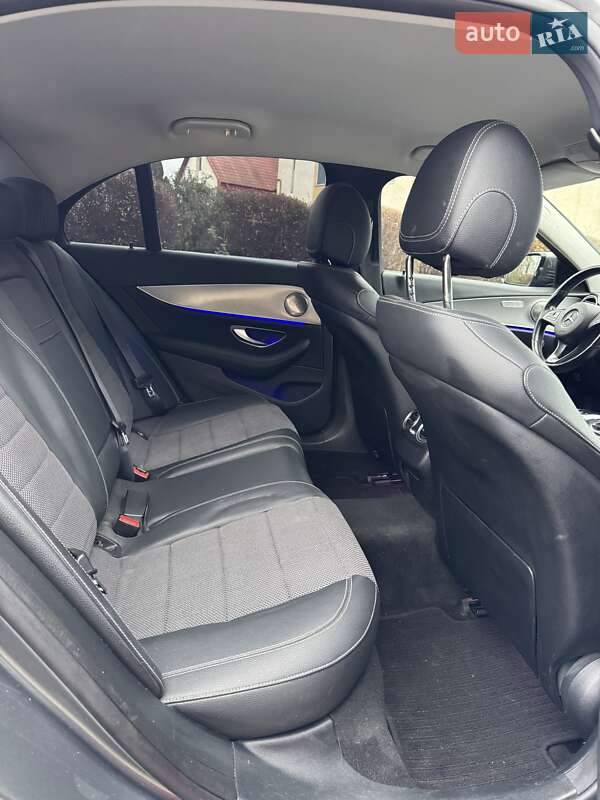 Седан Mercedes-Benz E-Class 2016 в Тернополе