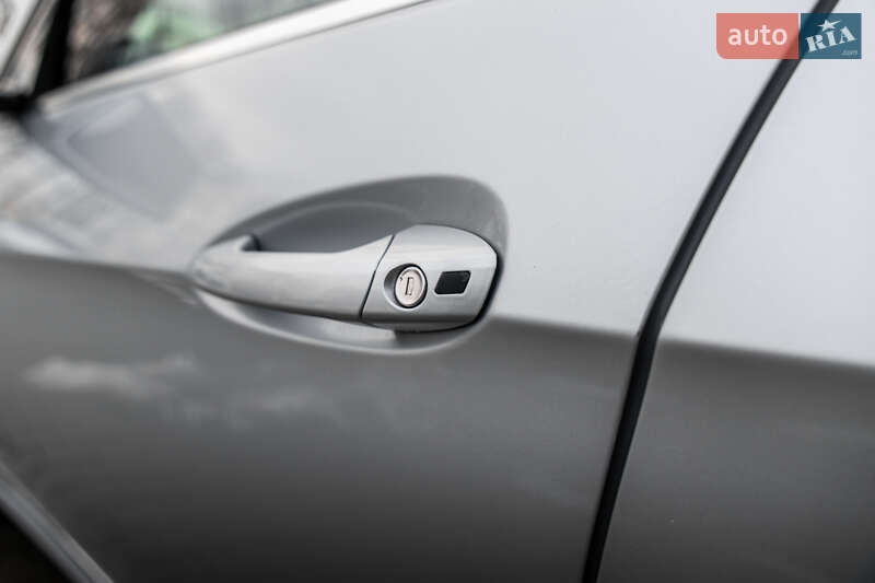 Седан Mercedes-Benz E-Class 2009 в Львове