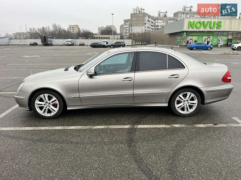 Седан Mercedes-Benz E-Class 2003 в Киеве фото 11 Седан Mercedes-Benz E-Class 2003 в Киеве