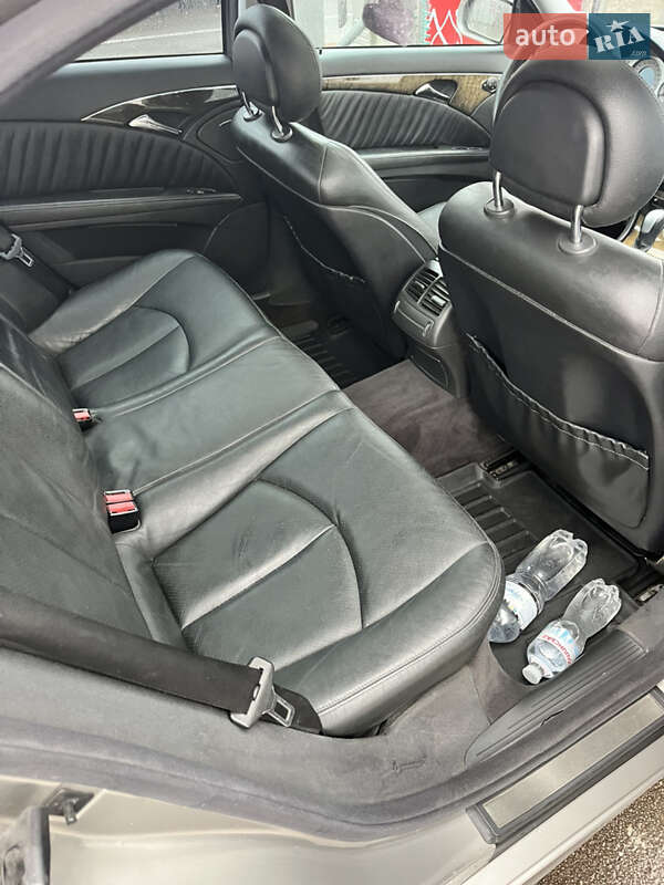 Седан Mercedes-Benz E-Class 2003 в Киеве фото 20 Седан Mercedes-Benz E-Class 2003 в Киеве