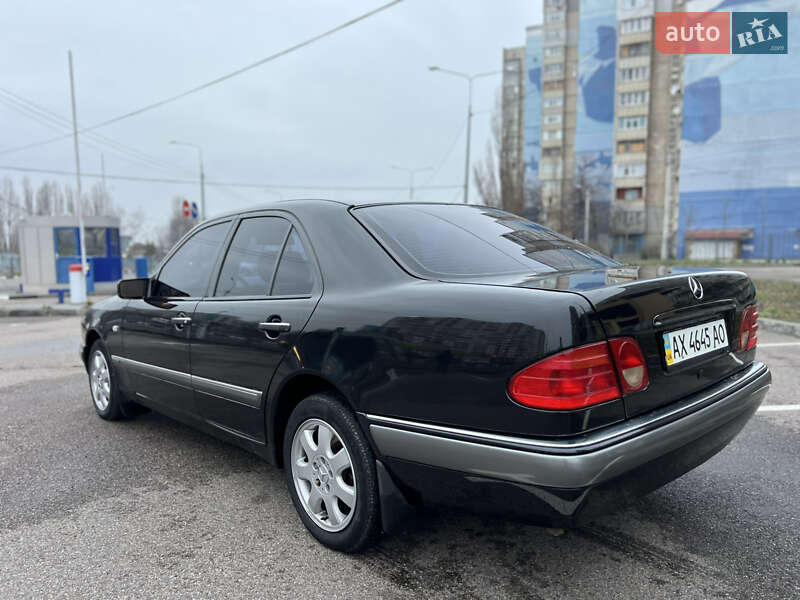 Седан Mercedes-Benz E-Class 1998 в Харькове
