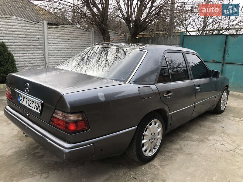 Седан Mercedes-Benz E-Class 1994 в Богодухіву фото 5 Седан Mercedes-Benz E-Class 1994 в Богодухіву