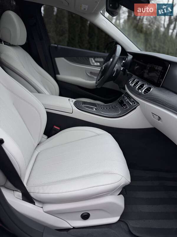 Седан Mercedes-Benz E-Class 2020 в Києві фото 35 Седан Mercedes-Benz E-Class 2020 в Києві