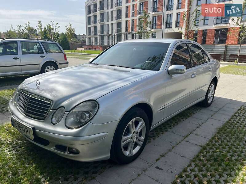 Седан Mercedes-Benz E-Class 2005 в Самборі фото 4 Седан Mercedes-Benz E-Class 2005 в Самборі