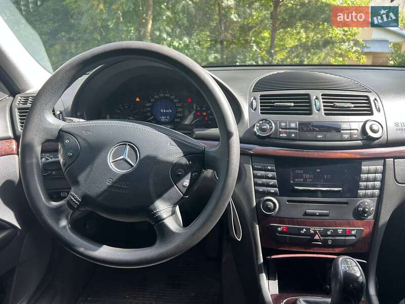 Седан Mercedes-Benz E-Class 2005 в Самборі фото 19 Седан Mercedes-Benz E-Class 2005 в Самборі