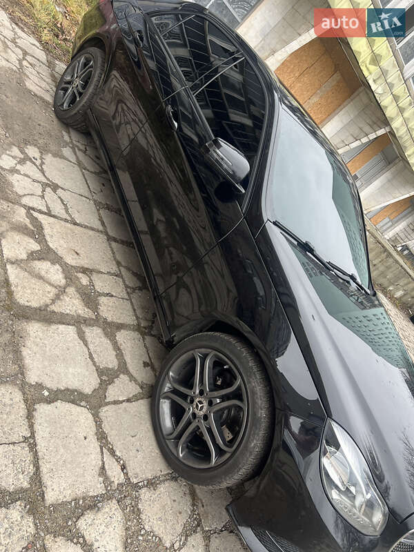Седан Mercedes-Benz E-Class 2015 в Харькове фото 4 Седан Mercedes-Benz E-Class 2015 в Харькове