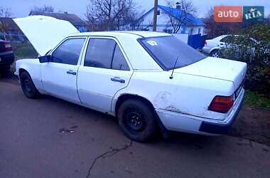 Седан Mercedes-Benz E-Class 1987 в Одесі