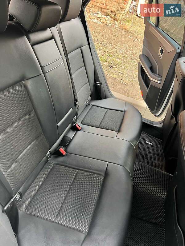 Универсал Mercedes-Benz E-Class 2015 в Виннице фото 4 Универсал Mercedes-Benz E-Class 2015 в Виннице