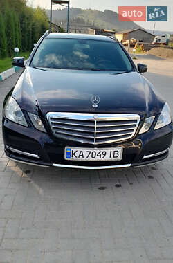 Универсал Mercedes-Benz E-Class 2012 в Черновцах