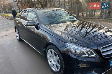 Седан Mercedes-Benz E-Class 2013 в Львове