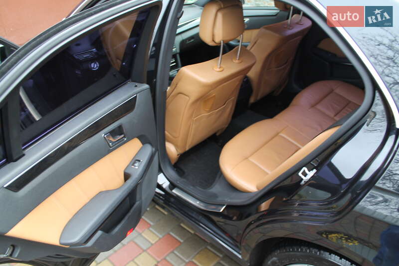 Седан Mercedes-Benz E-Class 2010 в Киверцах фото 14 Седан Mercedes-Benz E-Class 2010 в Киверцах