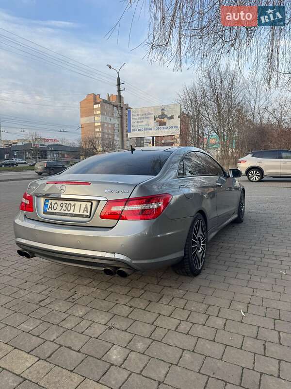 Mercedes-Benz E-Class 2009 Mercedes-Benz E-Class 2009