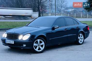 Седан Mercedes-Benz E-Class 2002 в Чернівцях