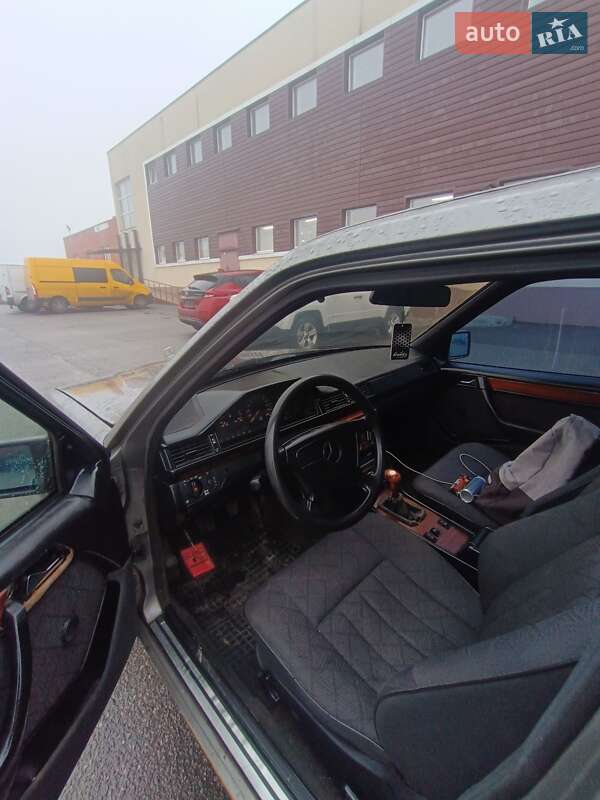 Седан Mercedes-Benz E-Class 1993 в Виннице фото 13 Седан Mercedes-Benz E-Class 1993 в Виннице