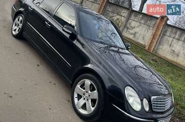 Седан Mercedes-Benz E-Class 2002 в Черновцах