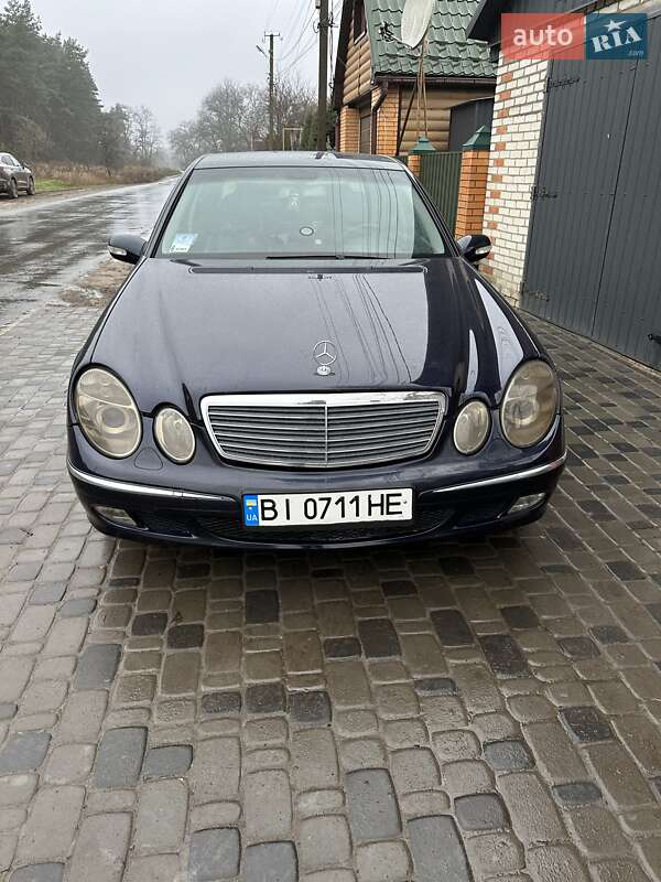 Mercedes-Benz E-Class 2002