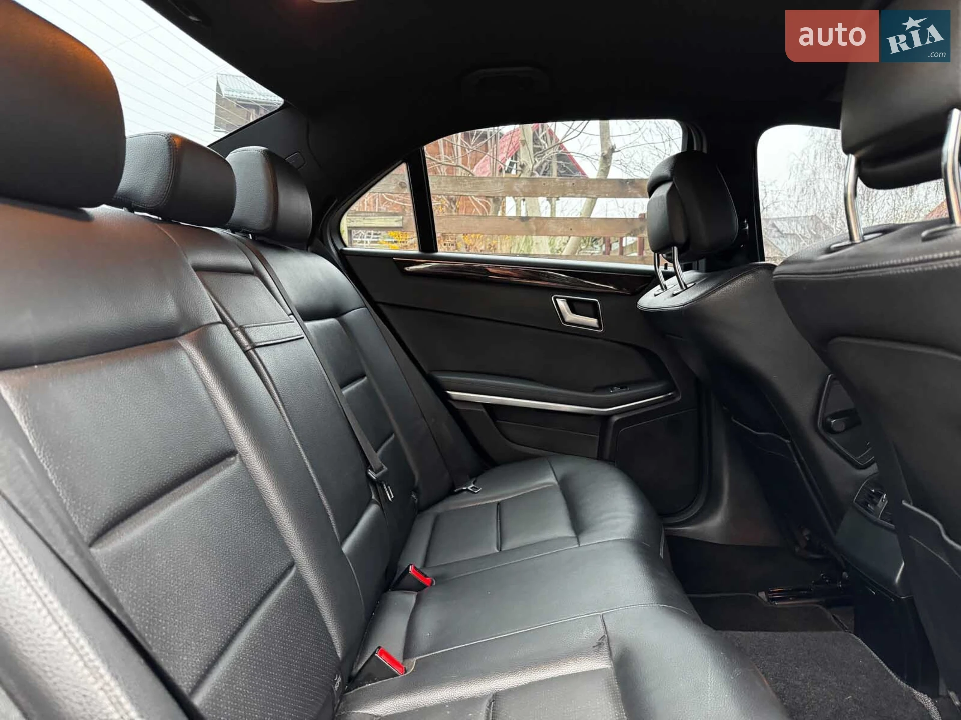 2013 Mercedes-Benz E-klasse - мініатюра 27