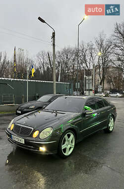 Седан Mercedes-Benz E-Class 2003 в Виннице