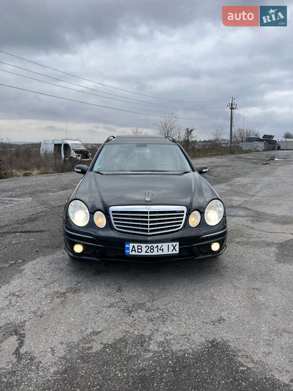 Mercedes-Benz E-Class 2005