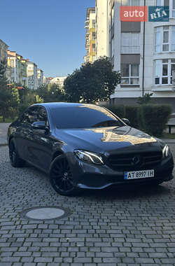 Седан Mercedes-Benz E-Class 2017 в Ивано-Франковске