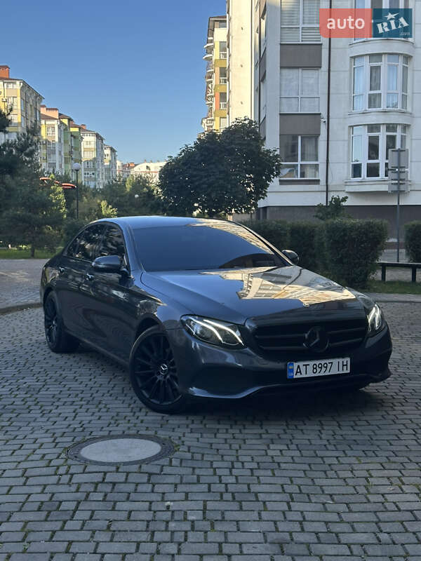 Mercedes-Benz E-Class 2017 Mercedes-Benz E-Class 2017