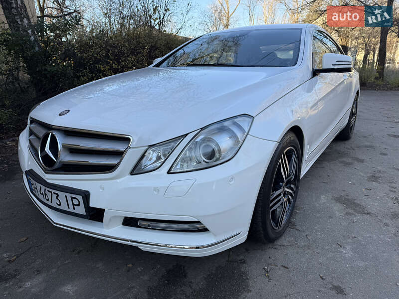 Mercedes-Benz E-Class 2012