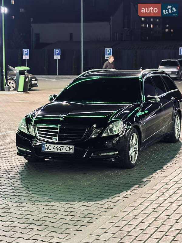 Mercedes-Benz E-Class 2012