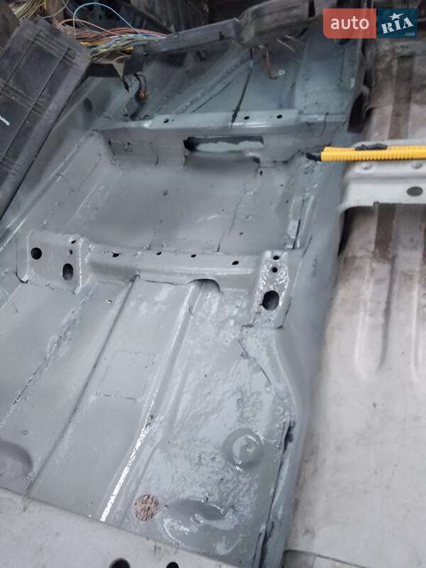 Седан Mercedes-Benz E-Class 1996 в Львові