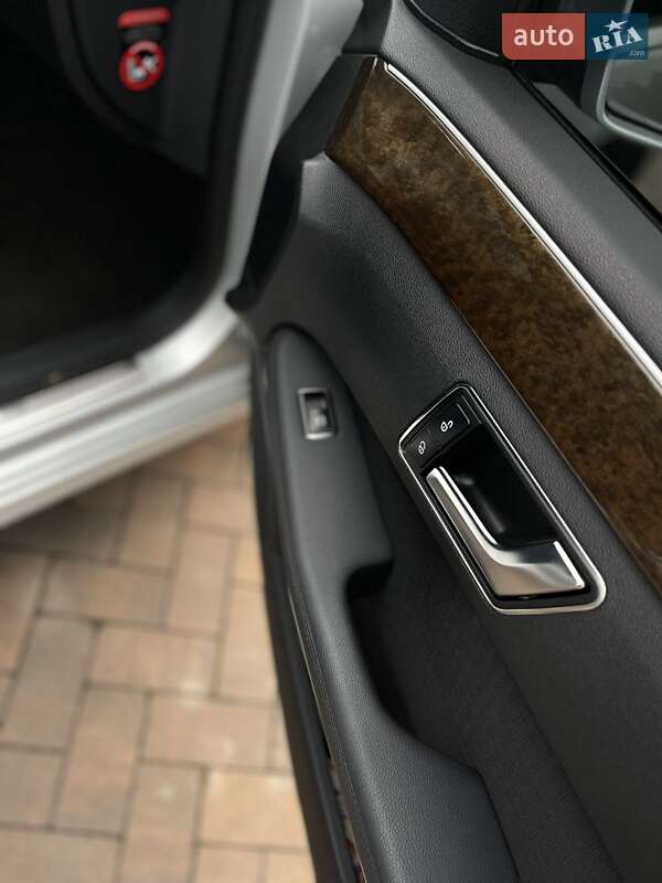 Универсал Mercedes-Benz E-Class 2012 в Ивано-Франковске