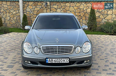 Седан Mercedes-Benz E-Class 2005 в Могилев-Подольске