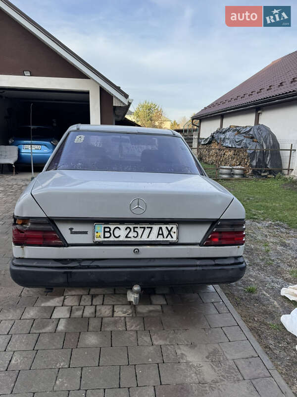 Седан Mercedes-Benz E-Class 1989 в Львові фото 4 Седан Mercedes-Benz E-Class 1989 в Львові