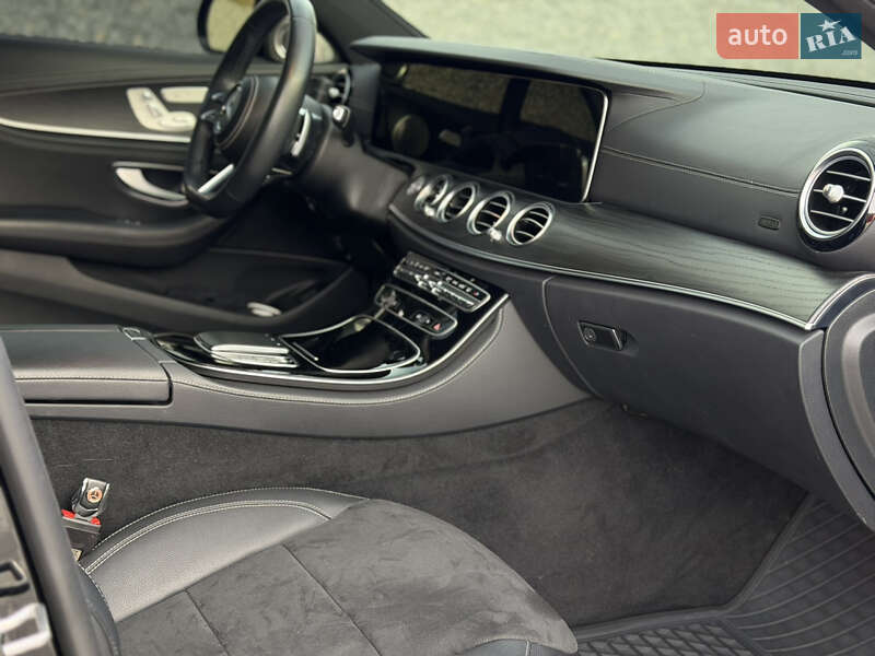 Седан Mercedes-Benz E-Class 2022 в Львові фото 23 Седан Mercedes-Benz E-Class 2022 в Львові