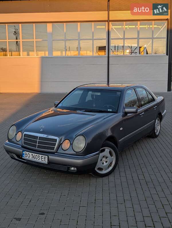 Mercedes-Benz E-Class 1998